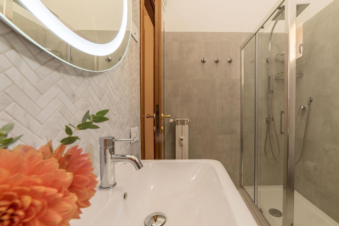 Lively Roma Trastevere Renovated Apartment - Fromhometorome Exterior photo